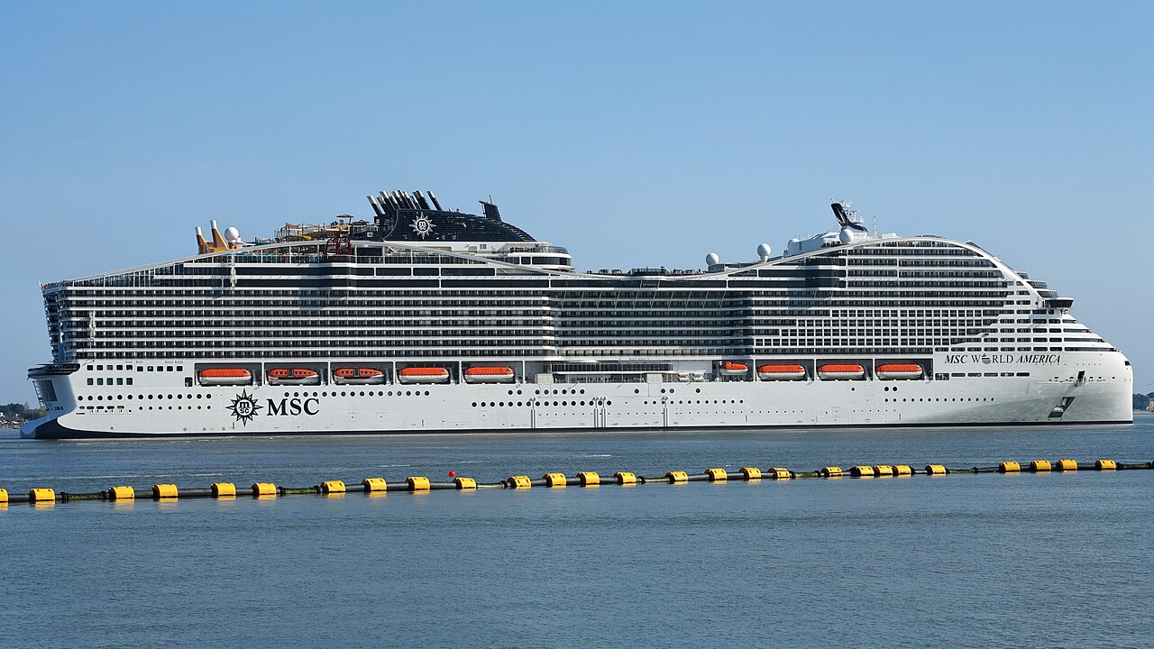 MSC 亚美利加号侧面全景